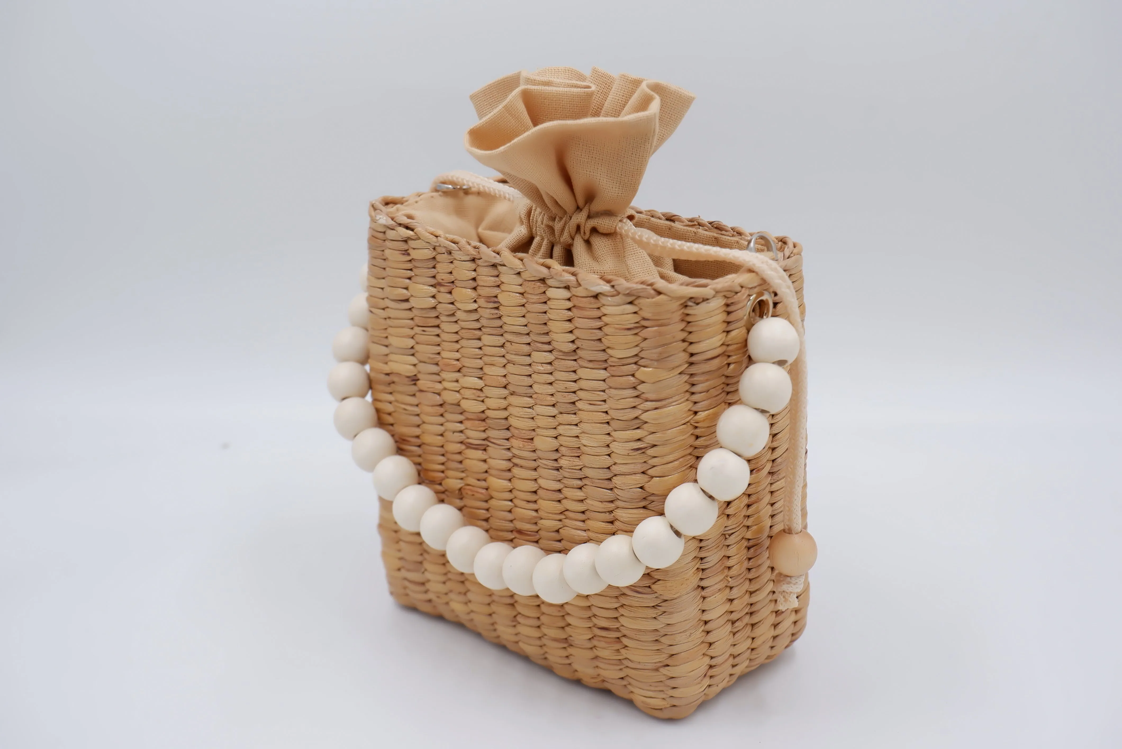 Beaded straw beach bag summer bag