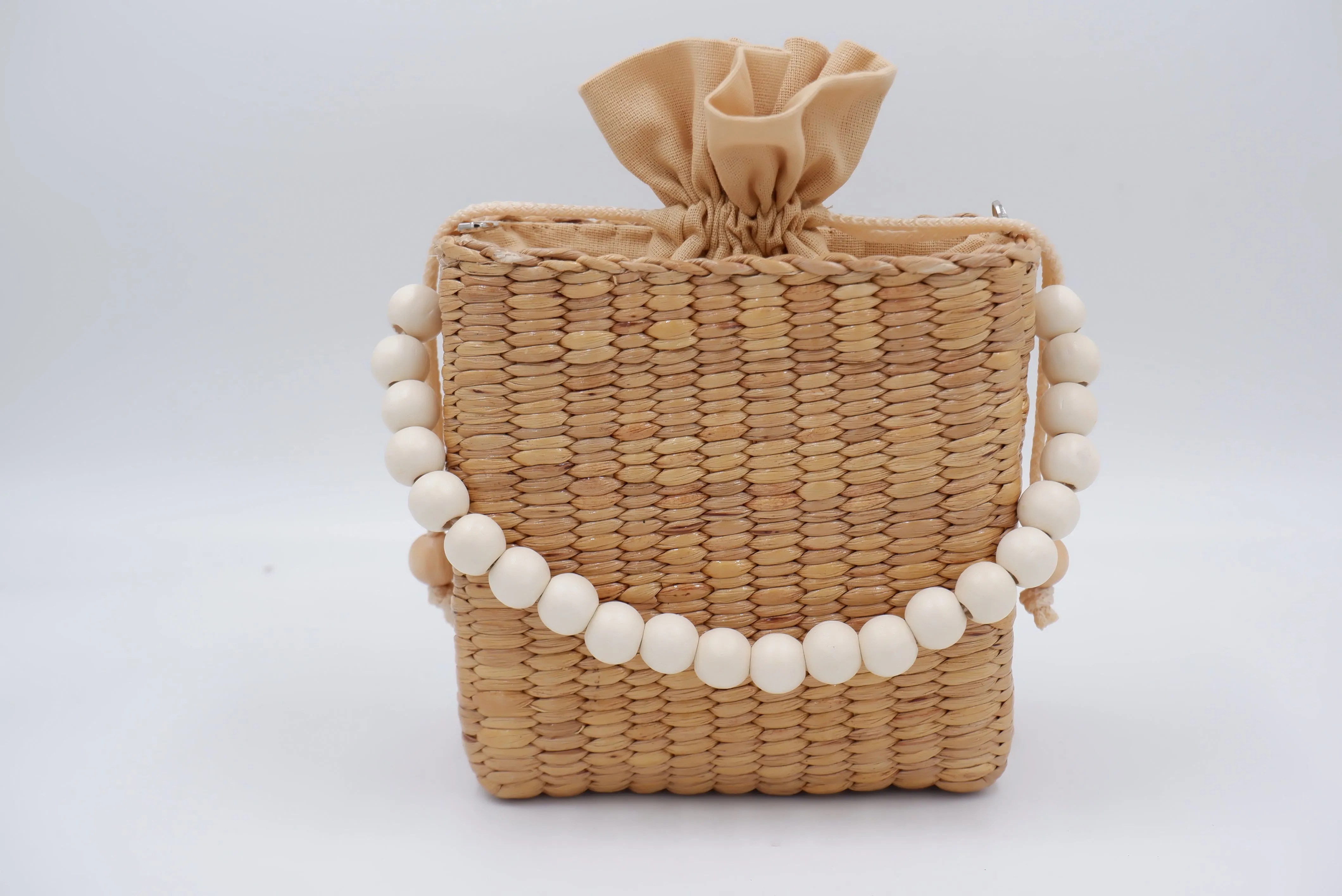 Beaded straw beach bag summer bag