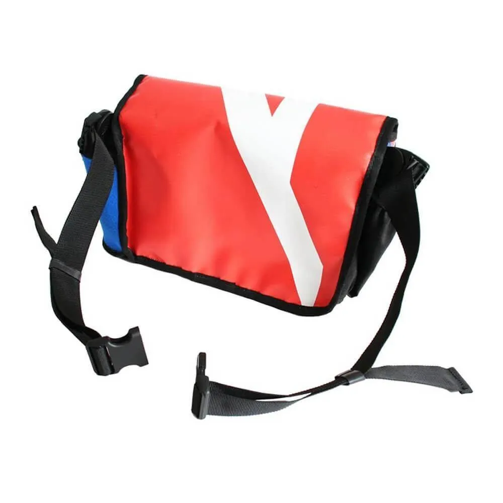 Green Guru Kickstand Cooler 9L Rear Rack Bike Bag