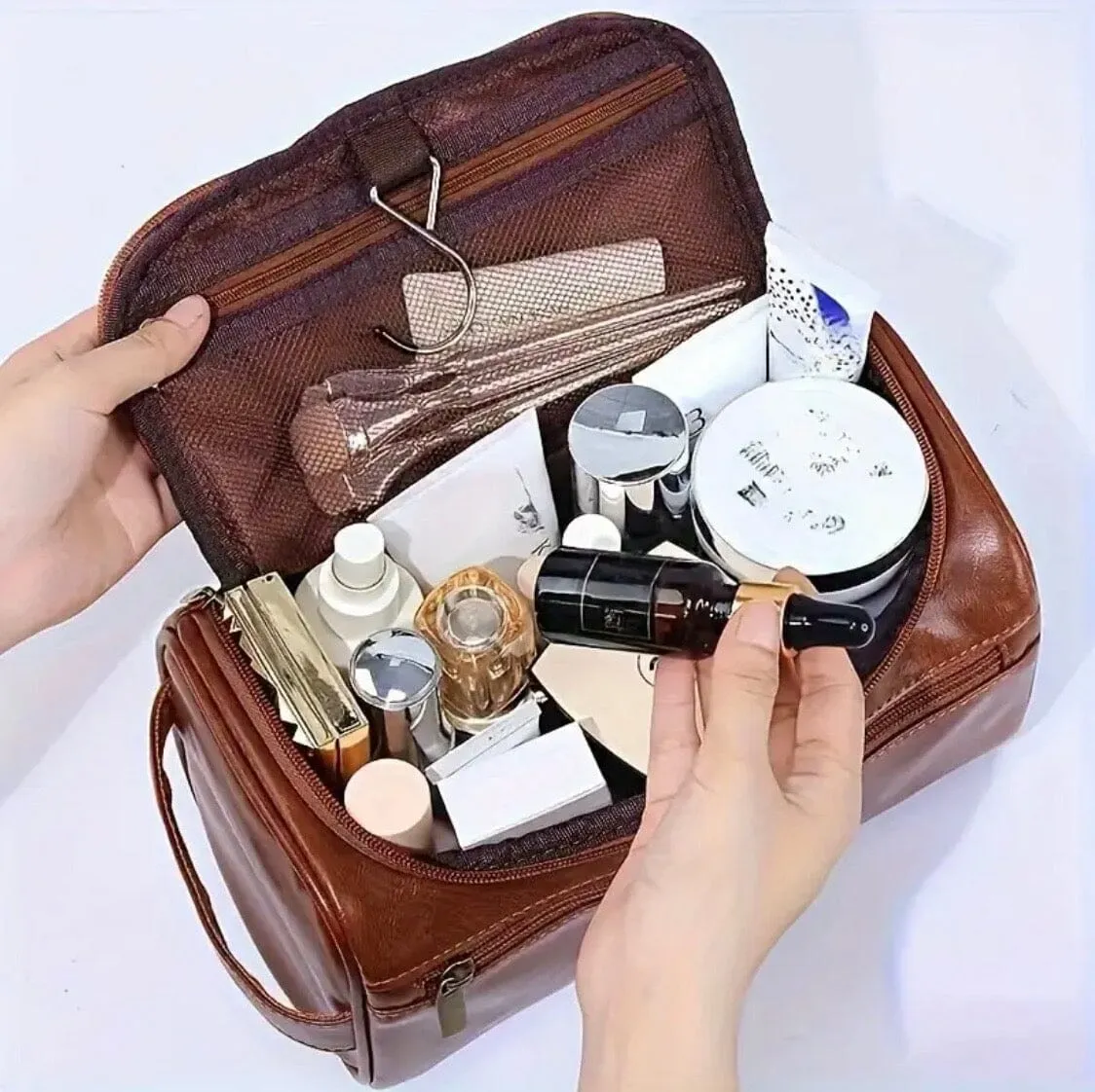 Monarch Chrie Vintage Leather Necessaire
