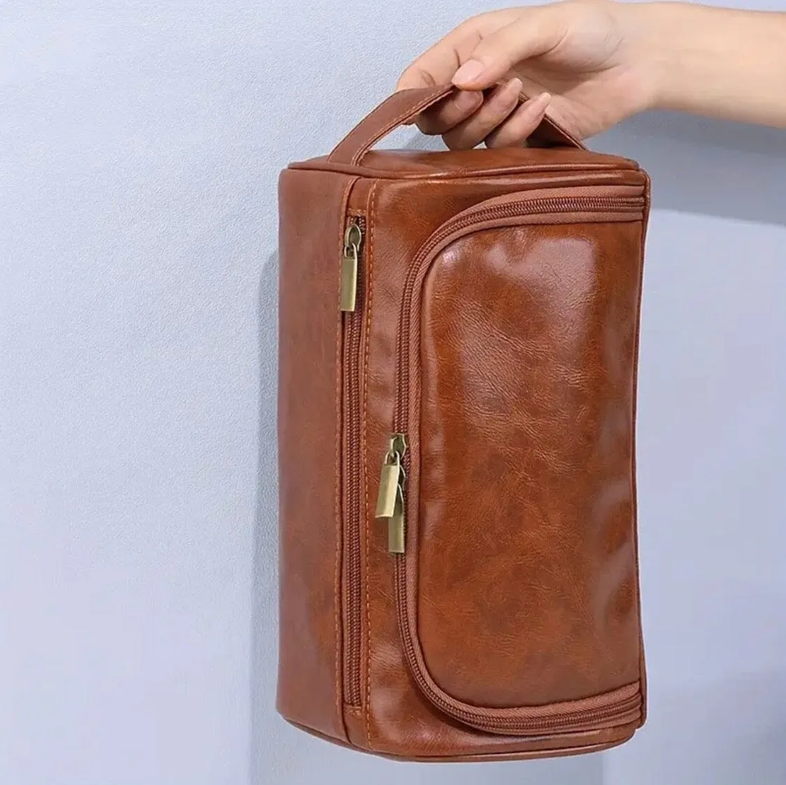 Monarch Chrie Vintage Leather Necessaire